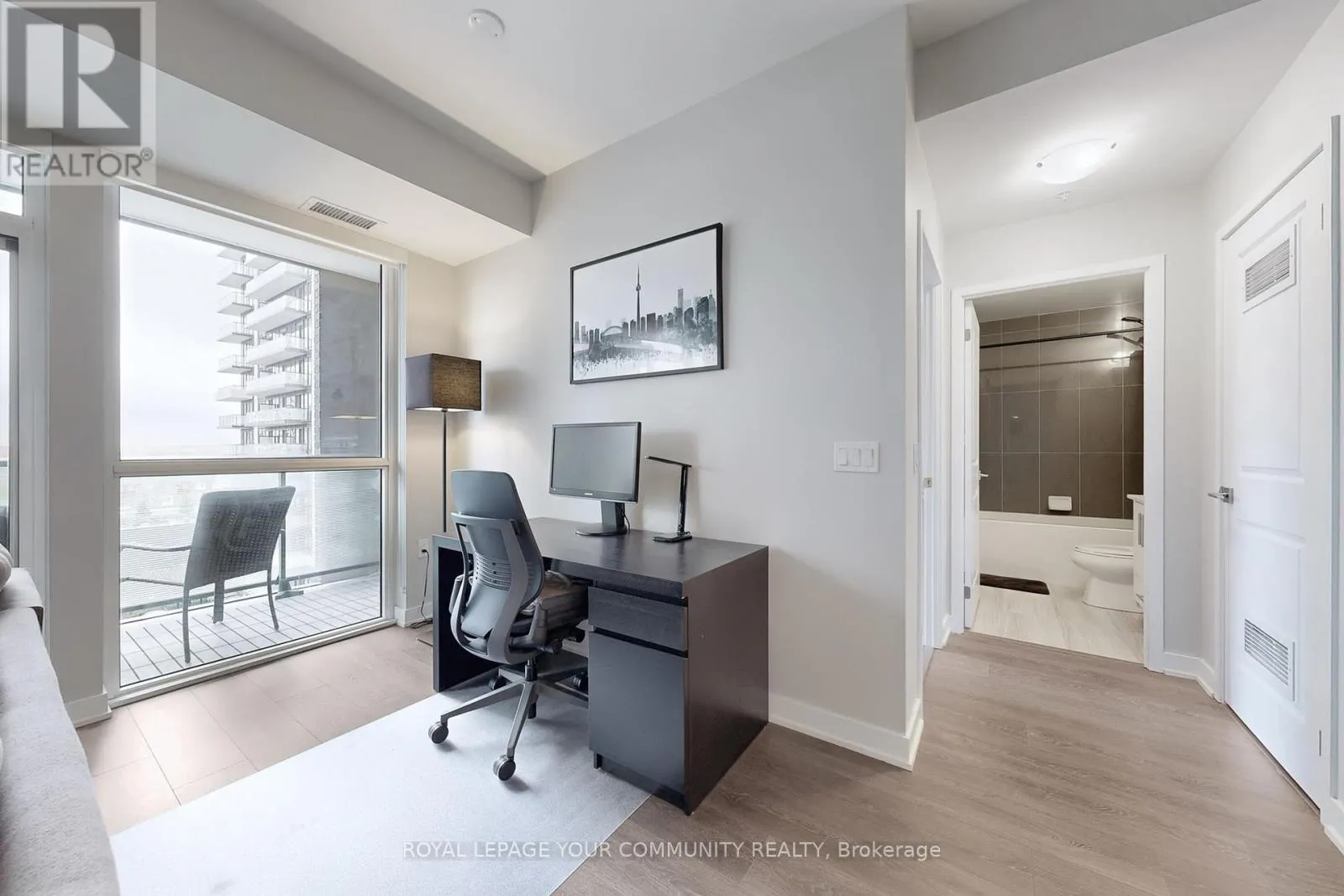 601 - 75 ONEIDA CRESCENT