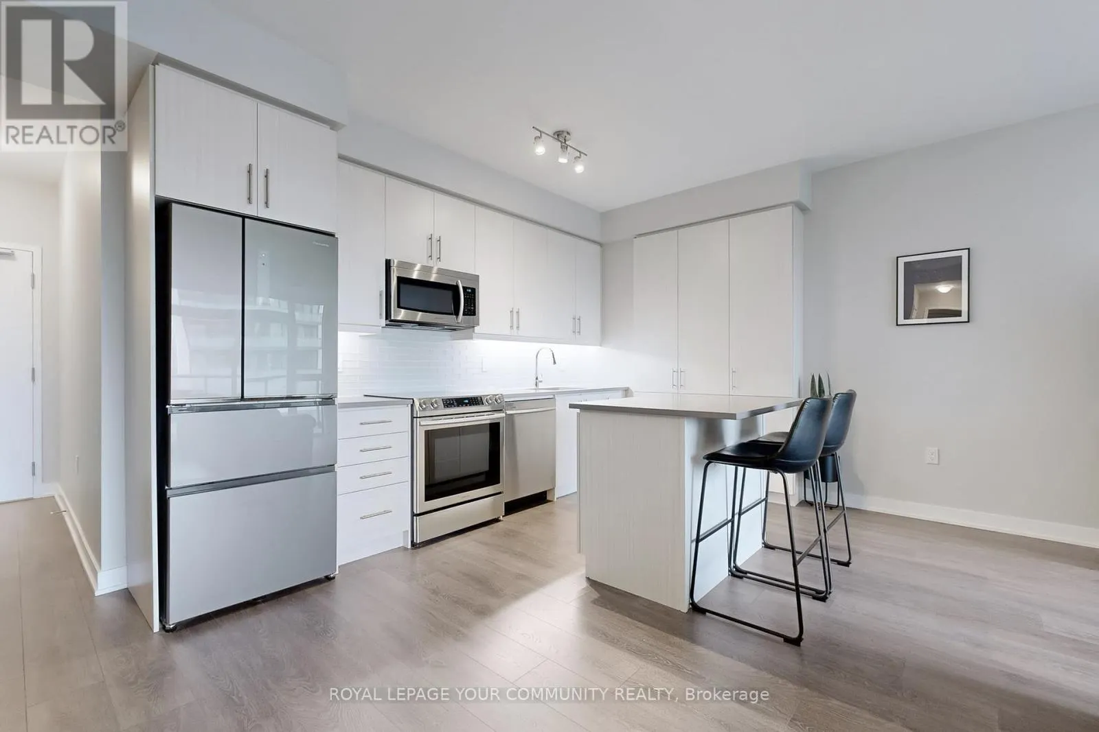 601 - 75 ONEIDA CRESCENT