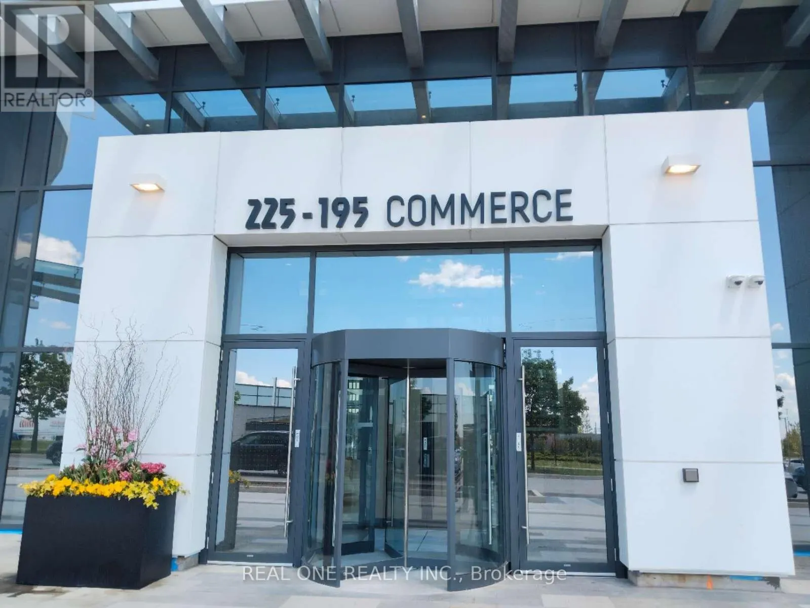 3912 - 225 COMMERCE STREET