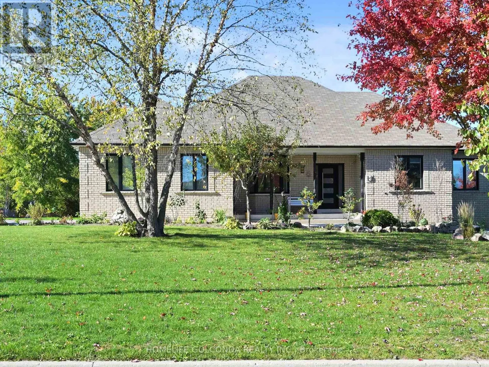 4 DEER RIDGE ROAD