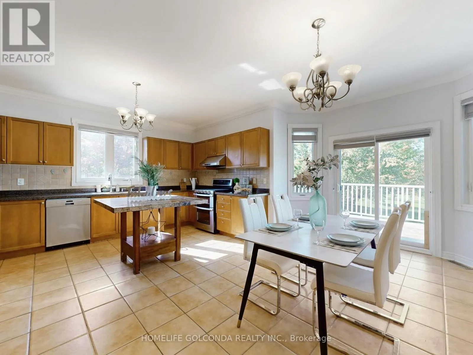 4 DEER RIDGE ROAD