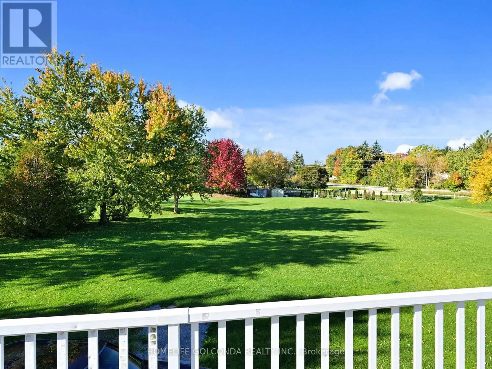 4 DEER RIDGE ROAD