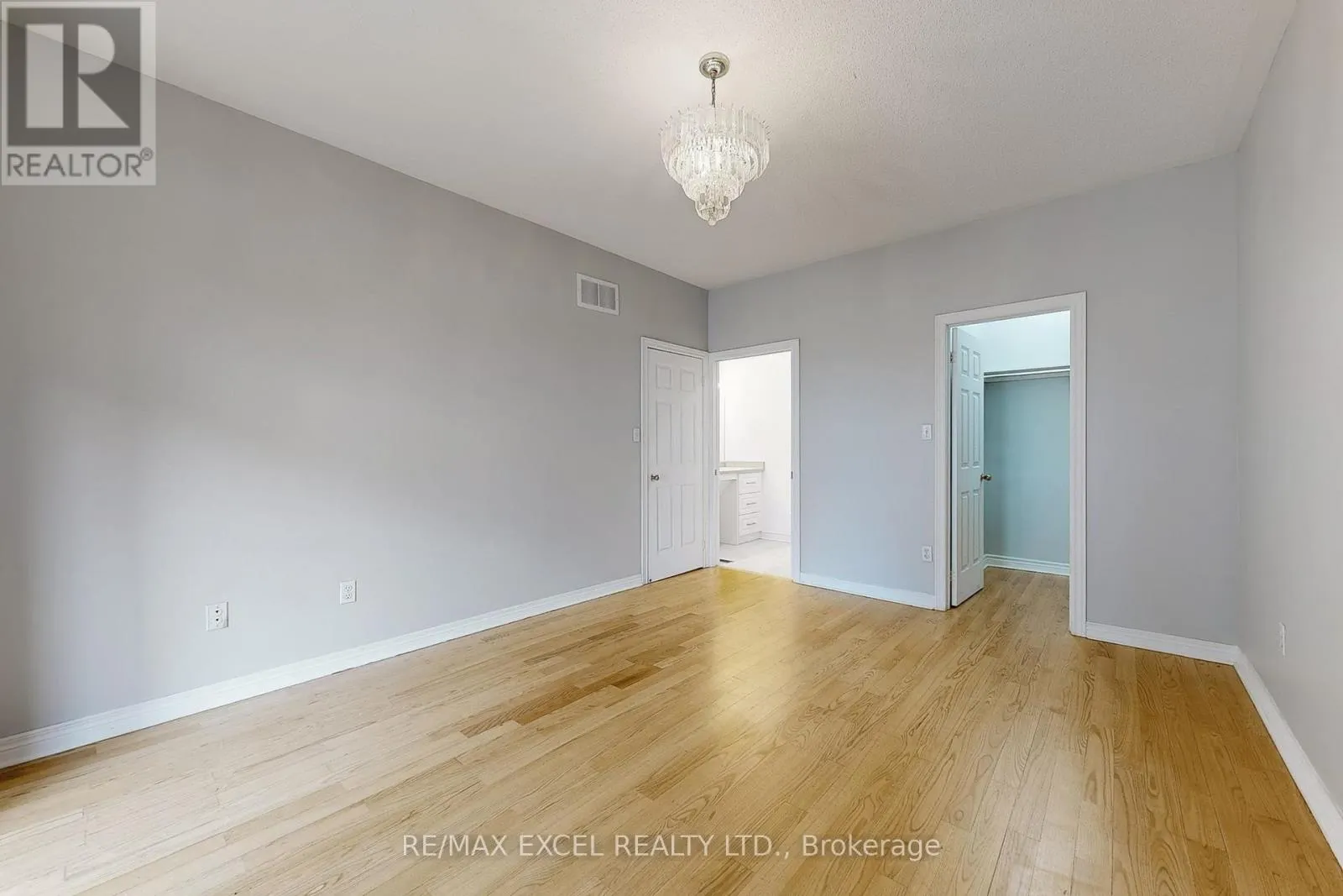 38 AYHART STREET