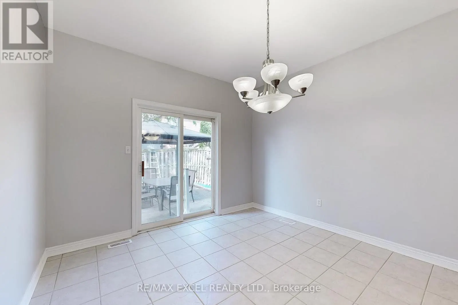 38 AYHART STREET