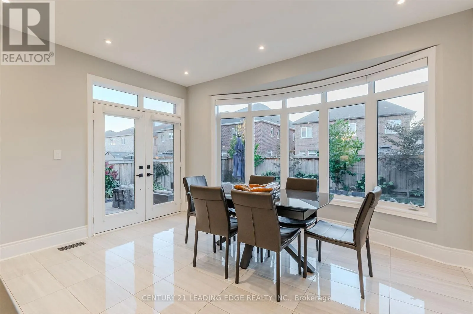 82 GIBSON CIRCLE