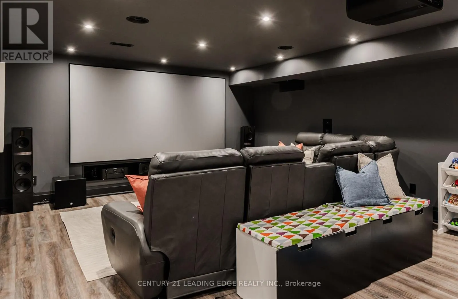 82 GIBSON CIRCLE