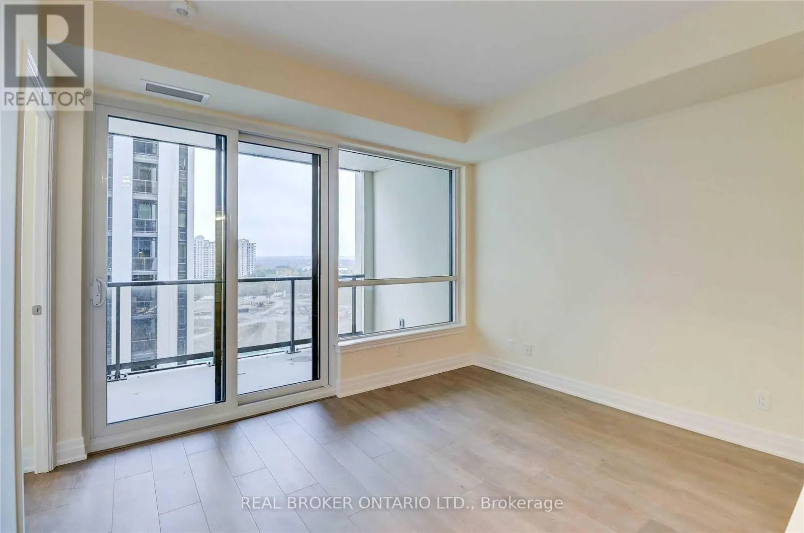 1110 - 9075 JANE STREET