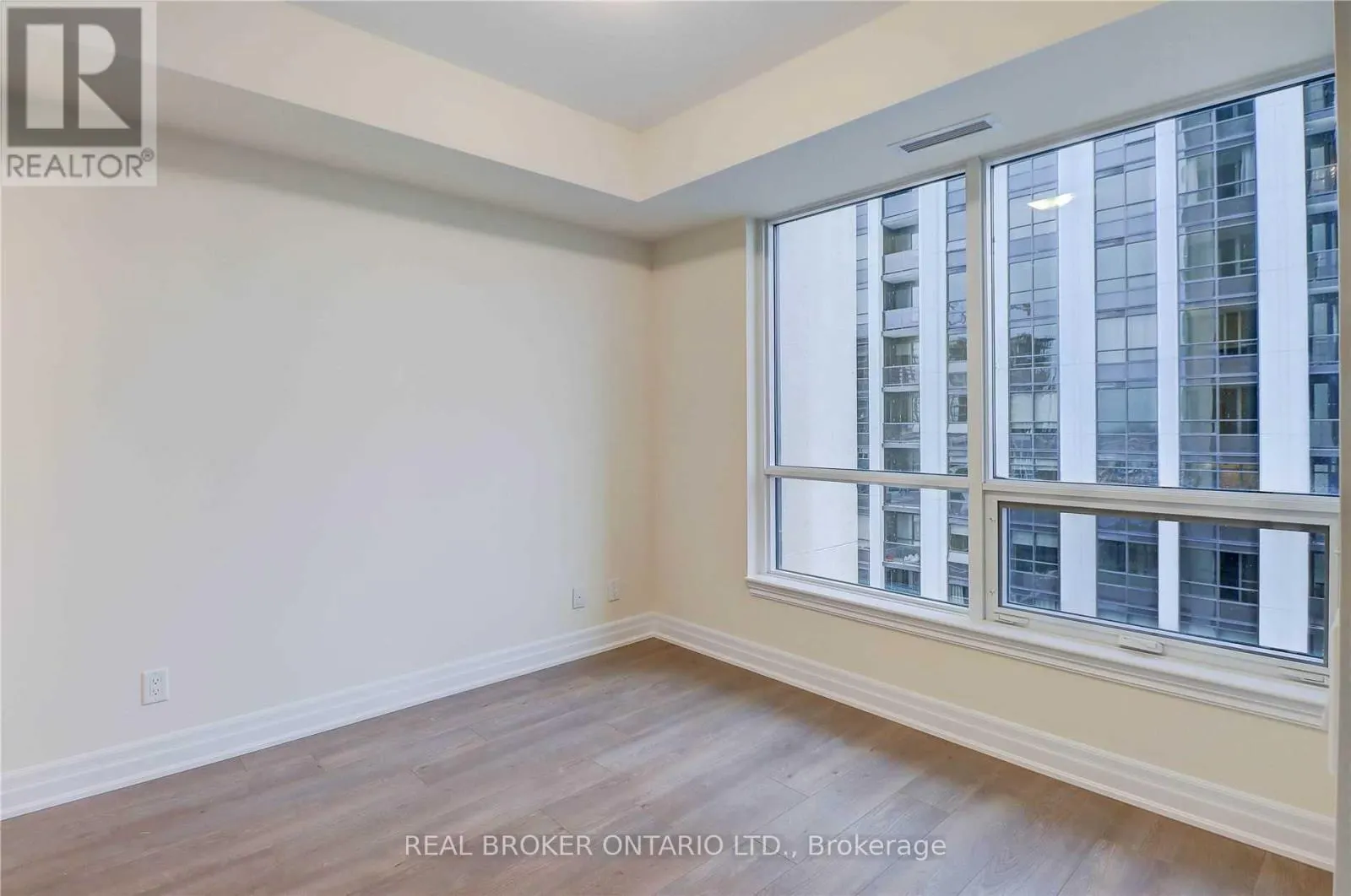 1110 - 9075 JANE STREET