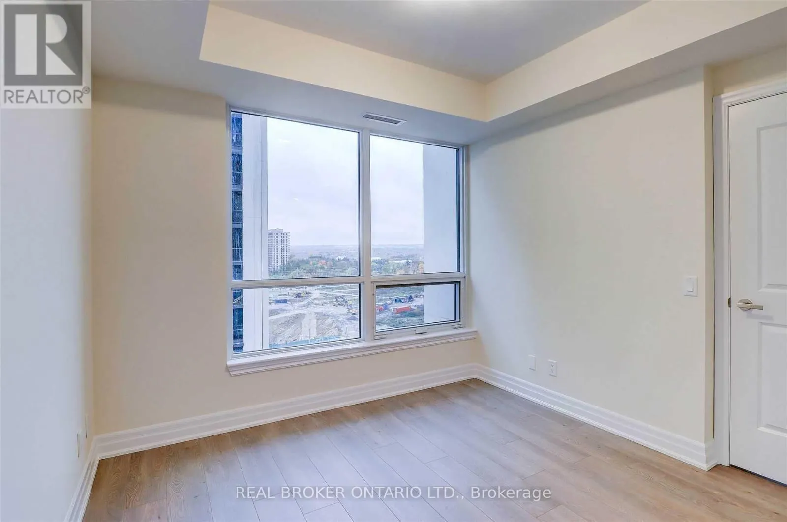 1110 - 9075 JANE STREET