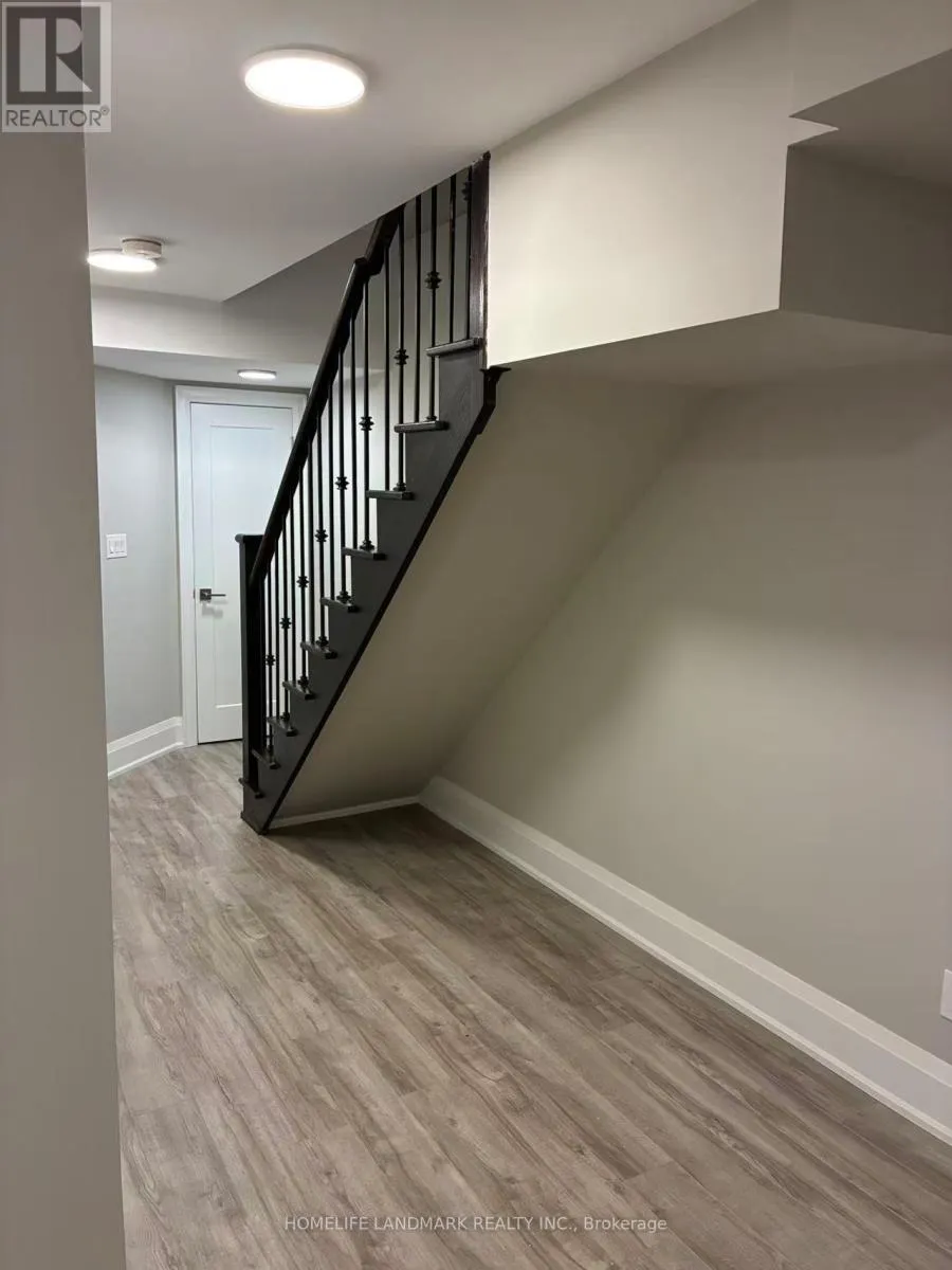 128 - 63 FEENEY LANE