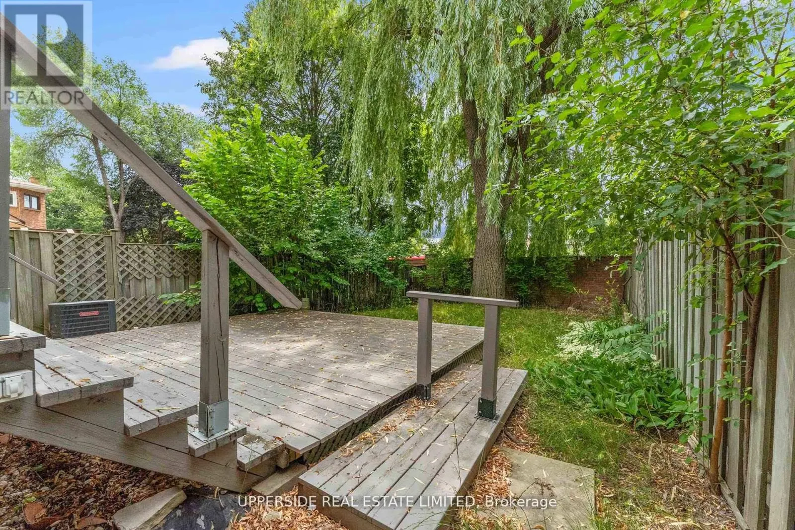 55 THORNBURY CIRCLE