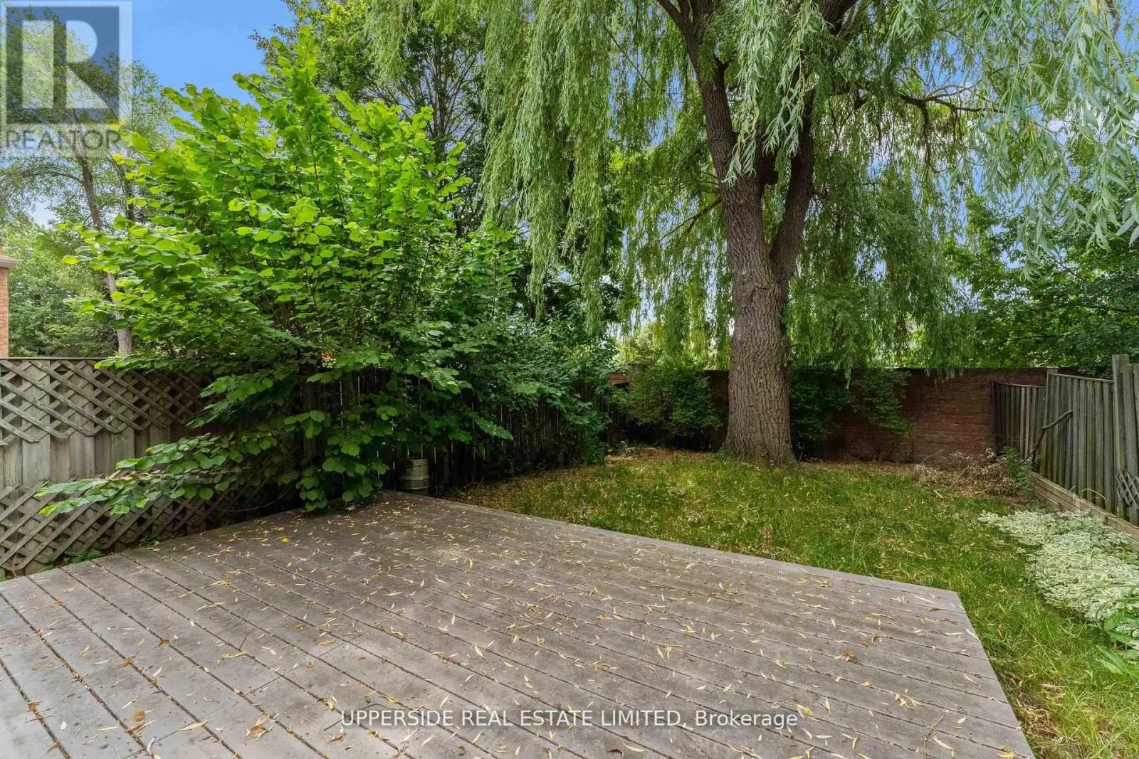 55 THORNBURY CIRCLE
