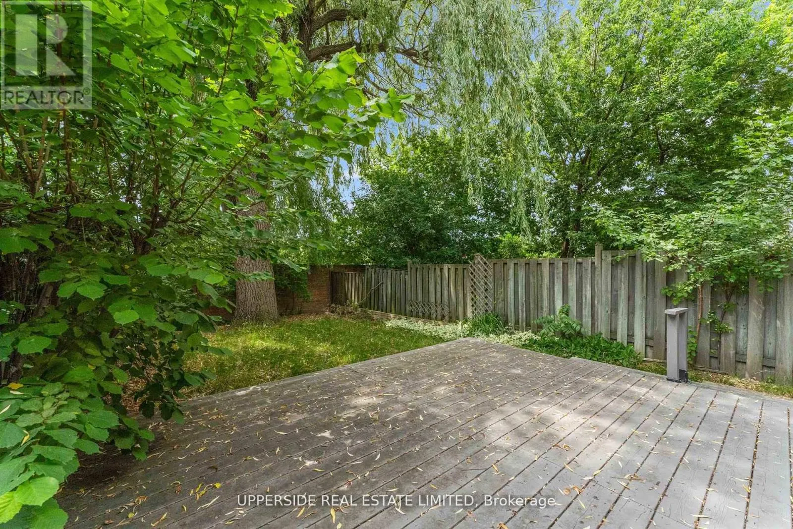55 THORNBURY CIRCLE