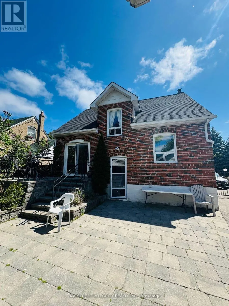 120 LAWRENCE AVENUE