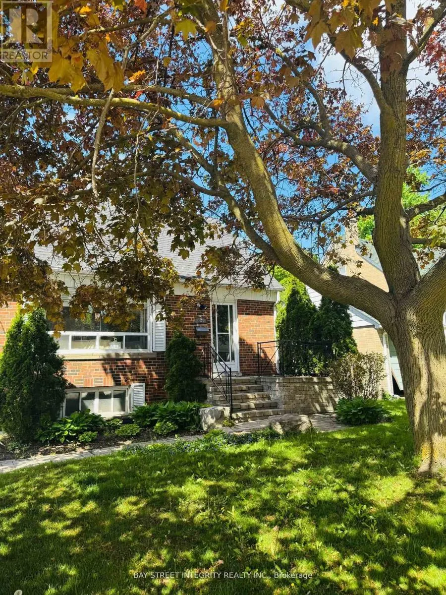 120 LAWRENCE AVENUE