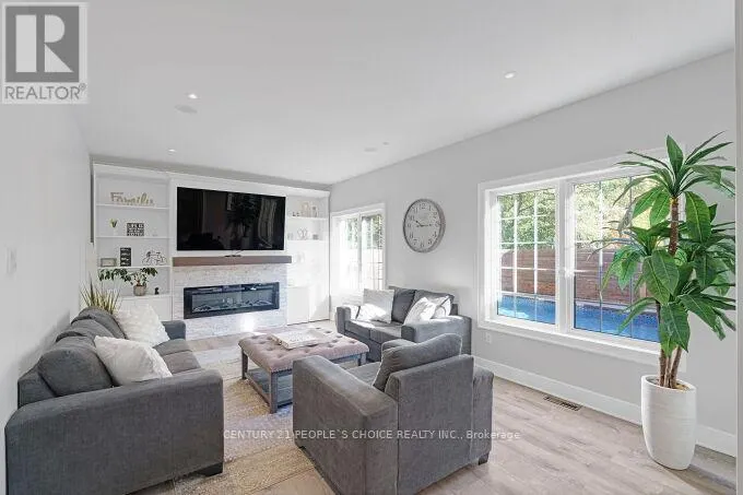 49 HUMBER FOREST COURT
