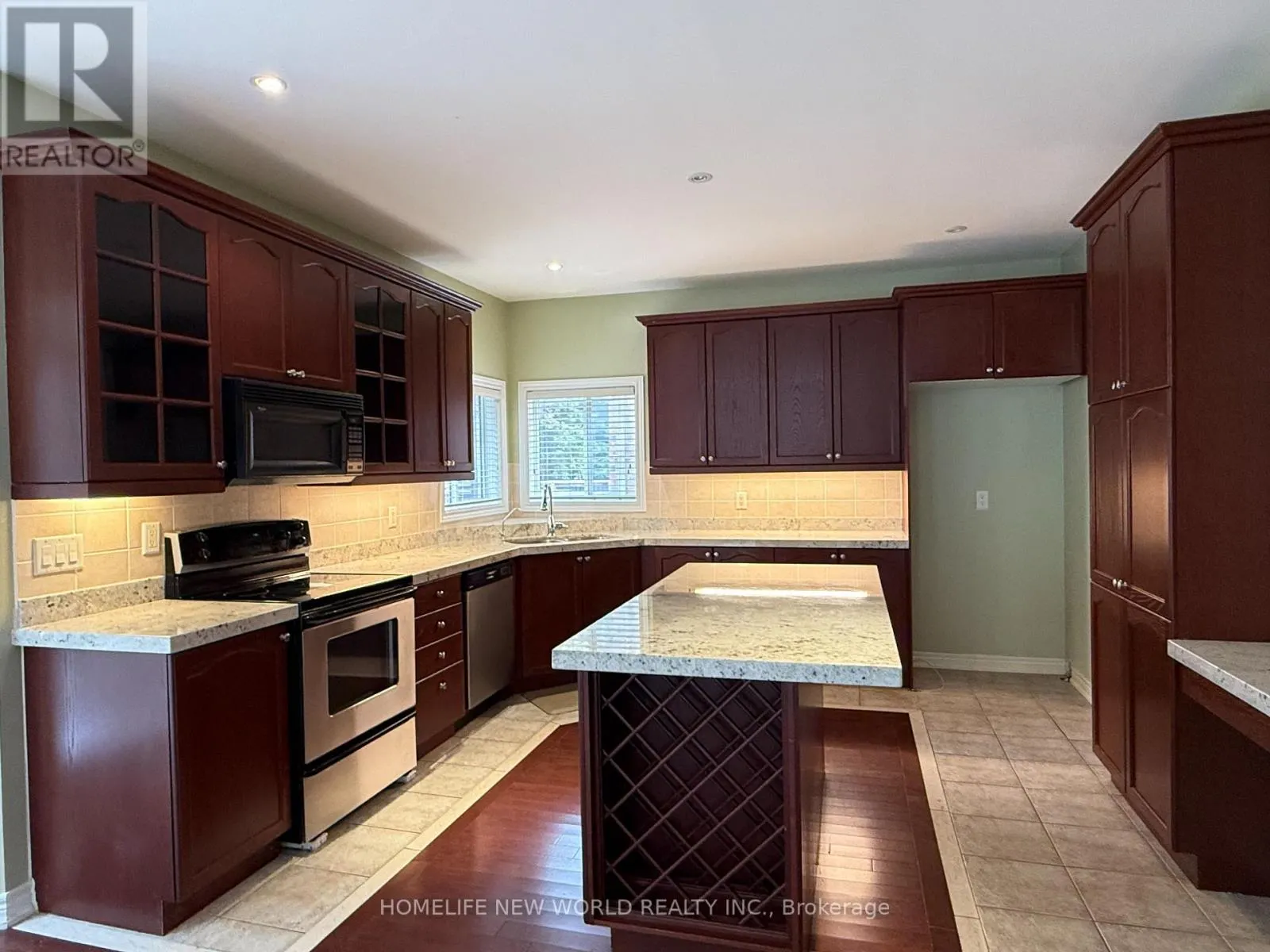 144 NANTUCKET DRIVE