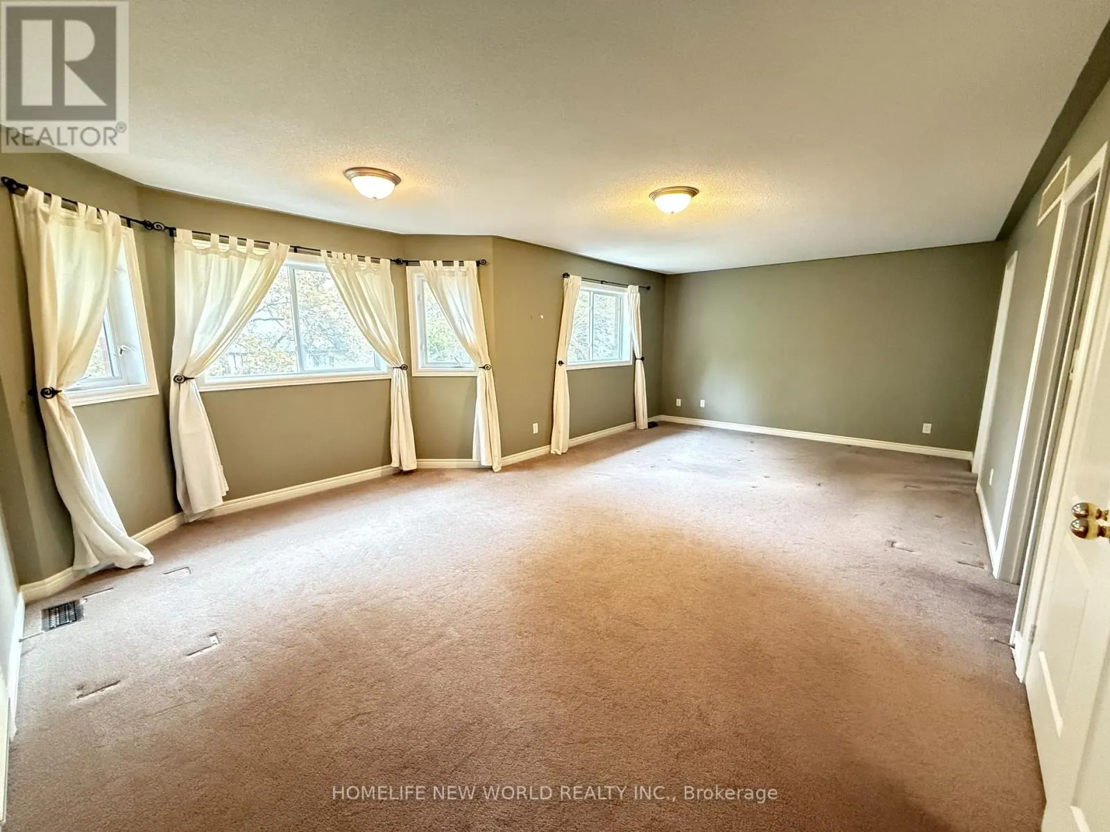 144 NANTUCKET DRIVE