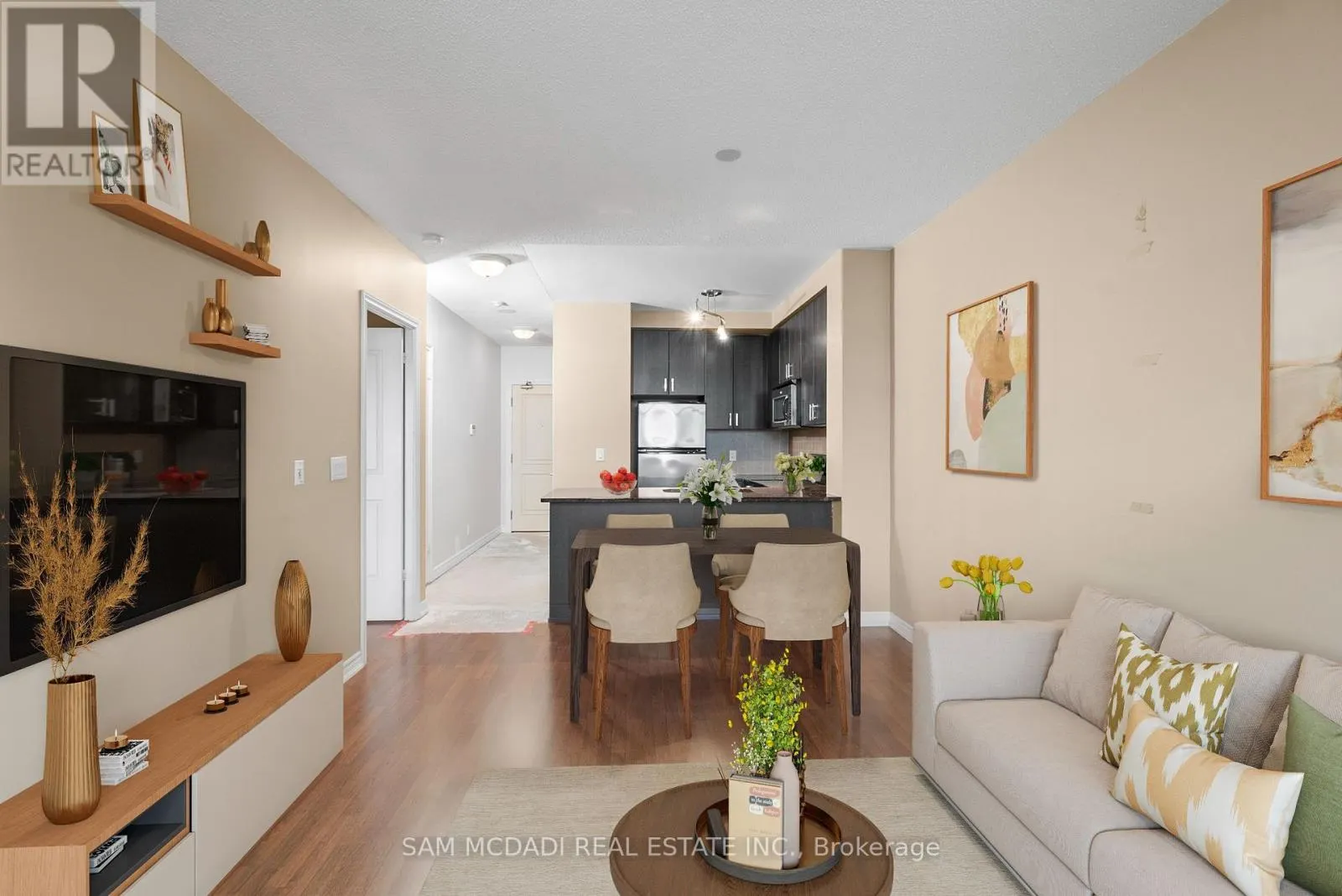 1616 - 9235 JANE STREET