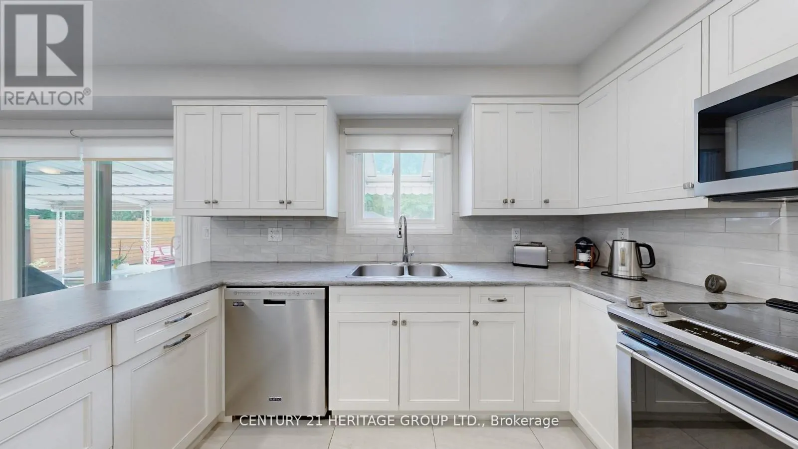 280 HENDERSON AVENUE