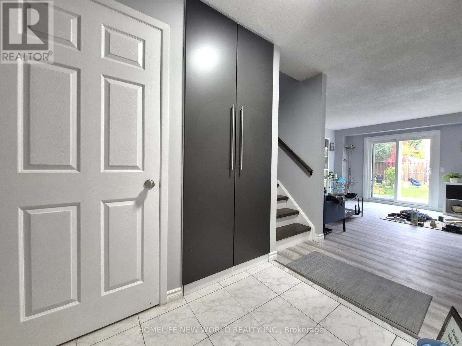 88 MADSEN CRESCENT