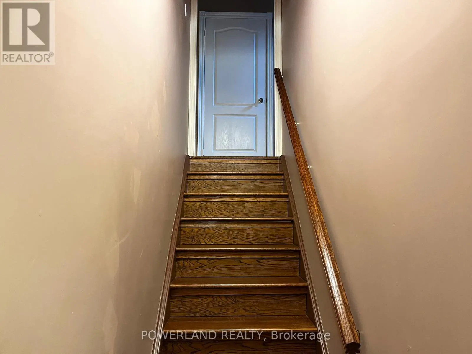249 KENNEDY STREET W