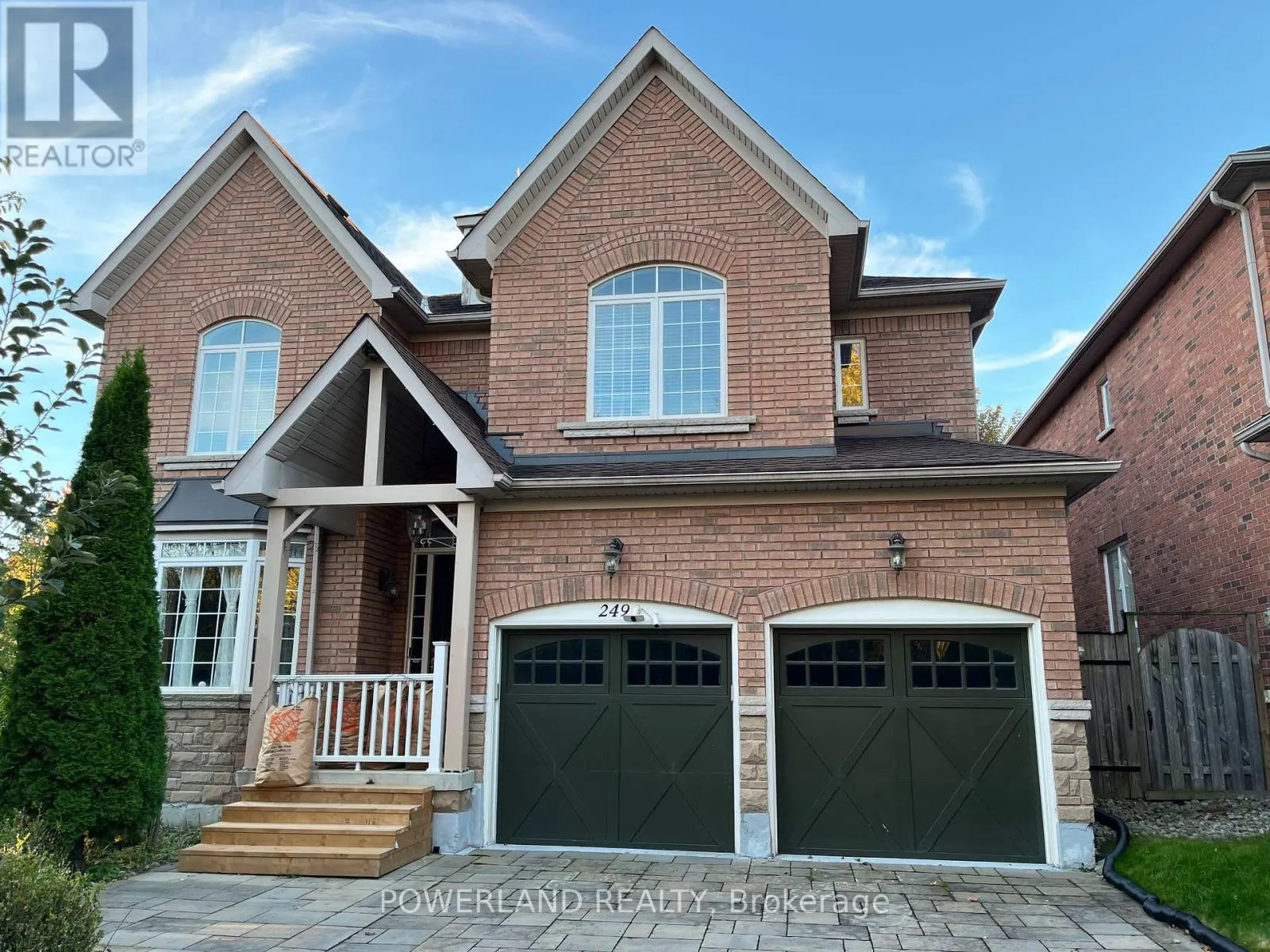 249 KENNEDY STREET W