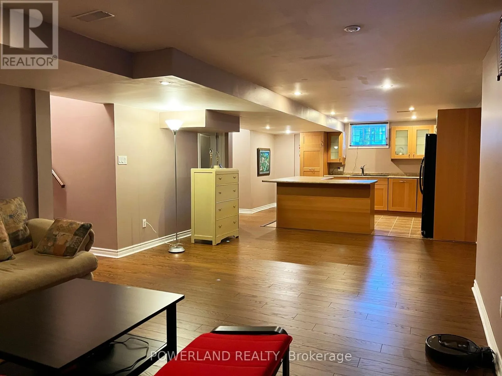 249 KENNEDY STREET W