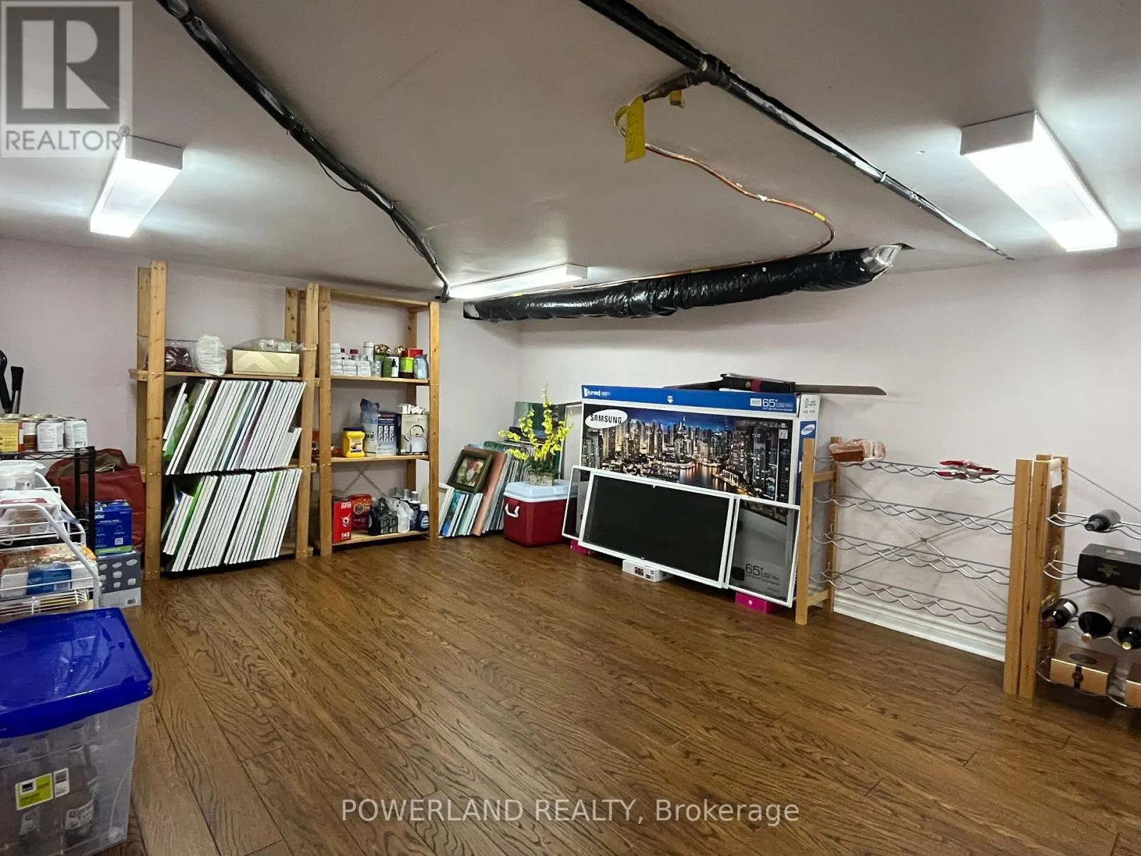 249 KENNEDY STREET W
