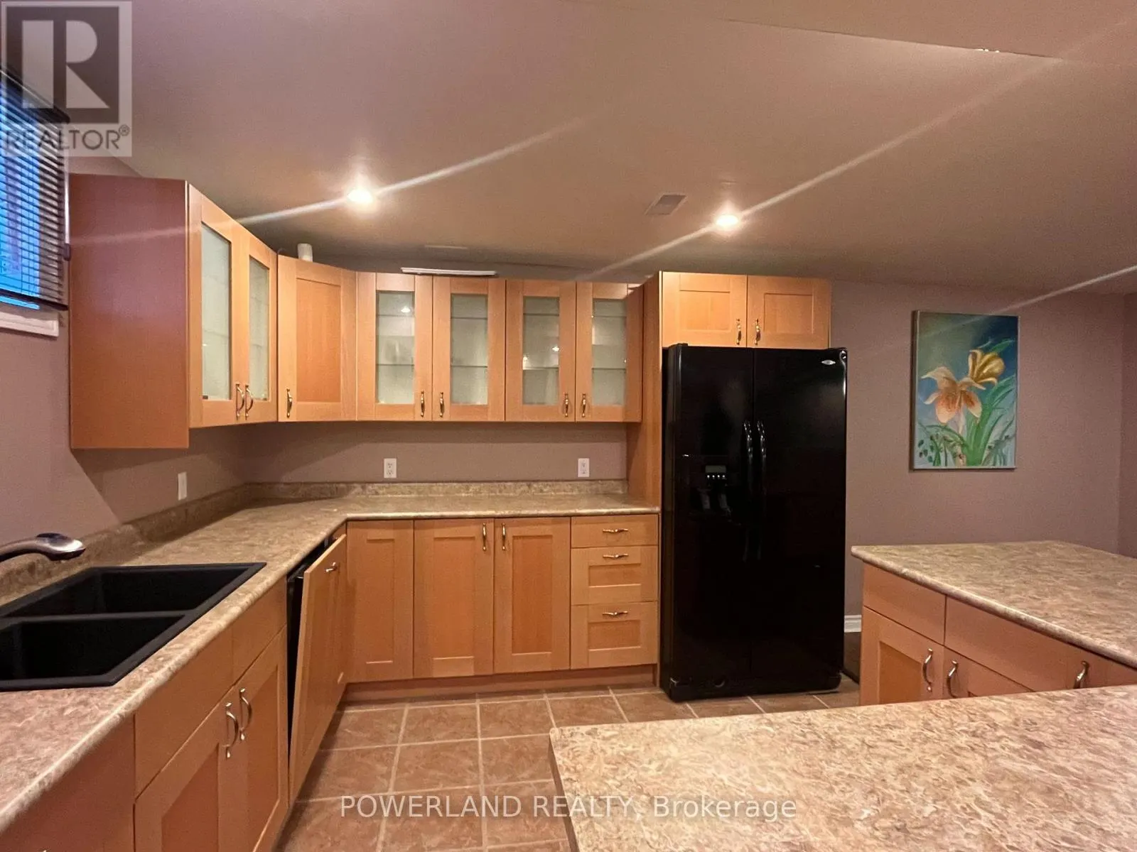 249 KENNEDY STREET W