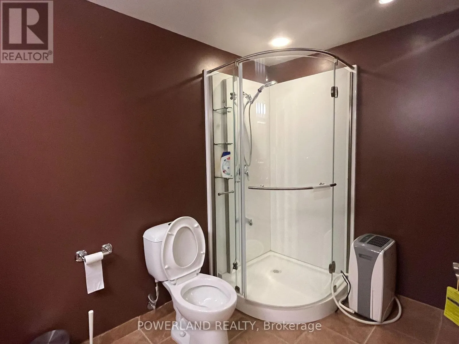 249 KENNEDY STREET W