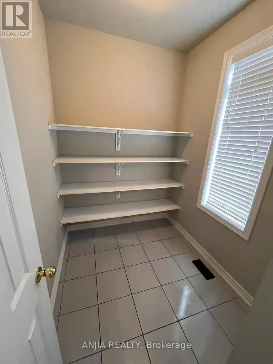 1137 QUICK STREET
