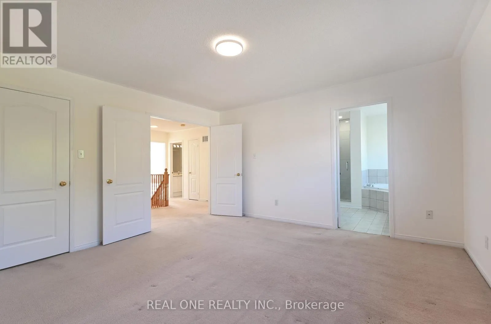 177 FRED MCLAREN BOULEVARD
