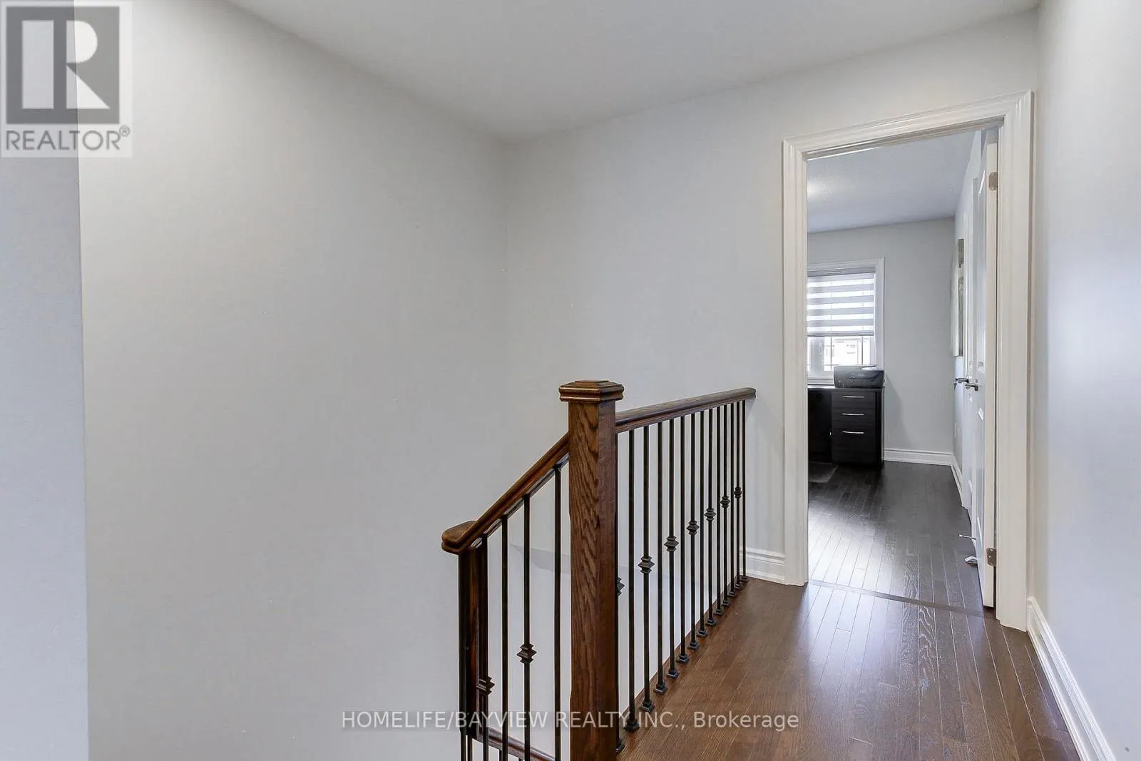 37 ARNOLD CRESCENT