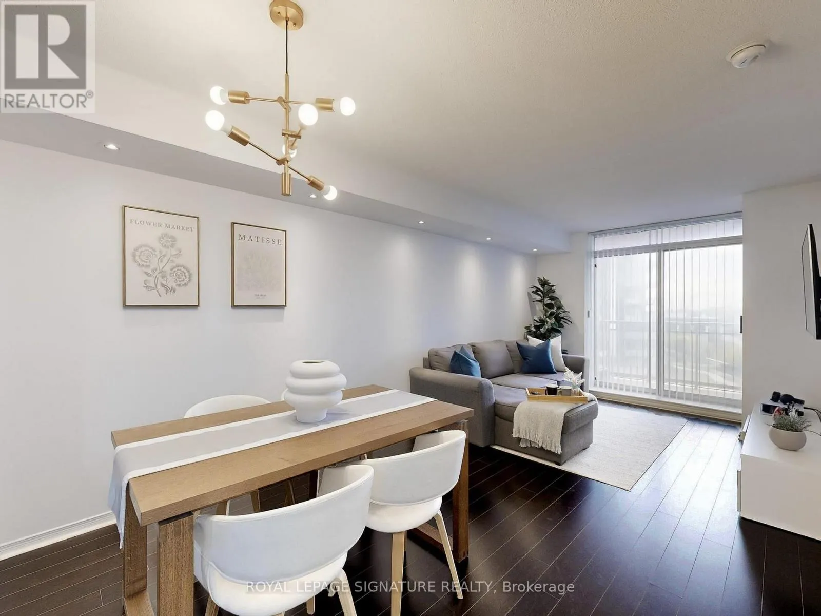 708 - 75 KING WILLIAMS CRESCENT