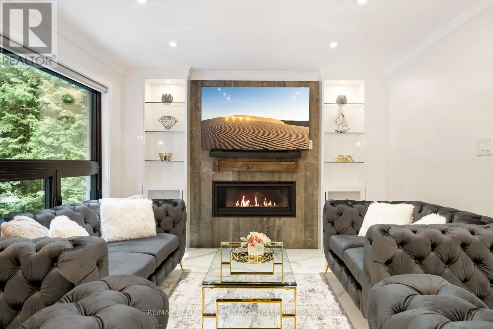 78 CHARING CRESCENT