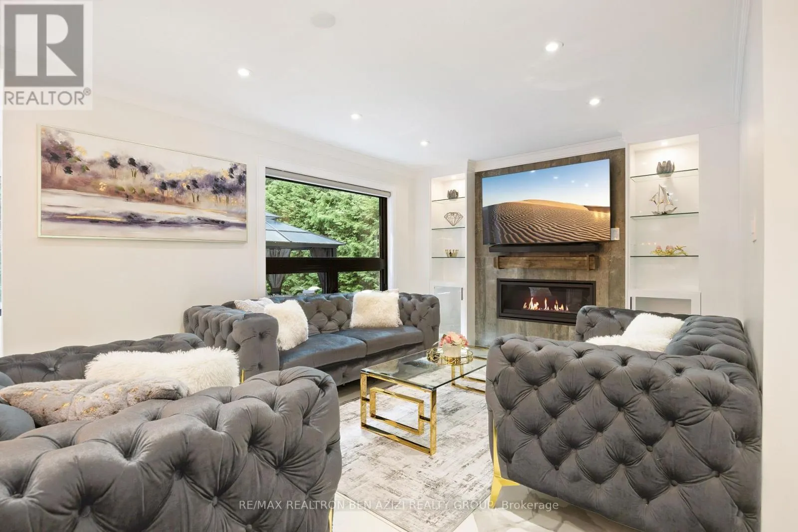 78 CHARING CRESCENT