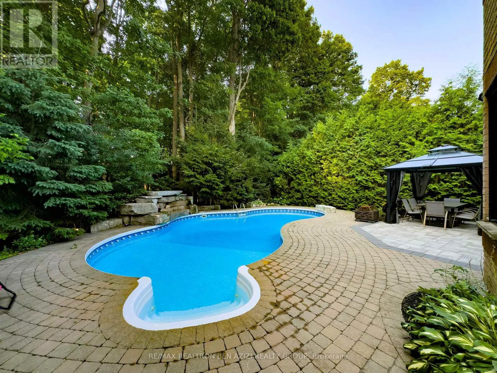 78 CHARING CRESCENT