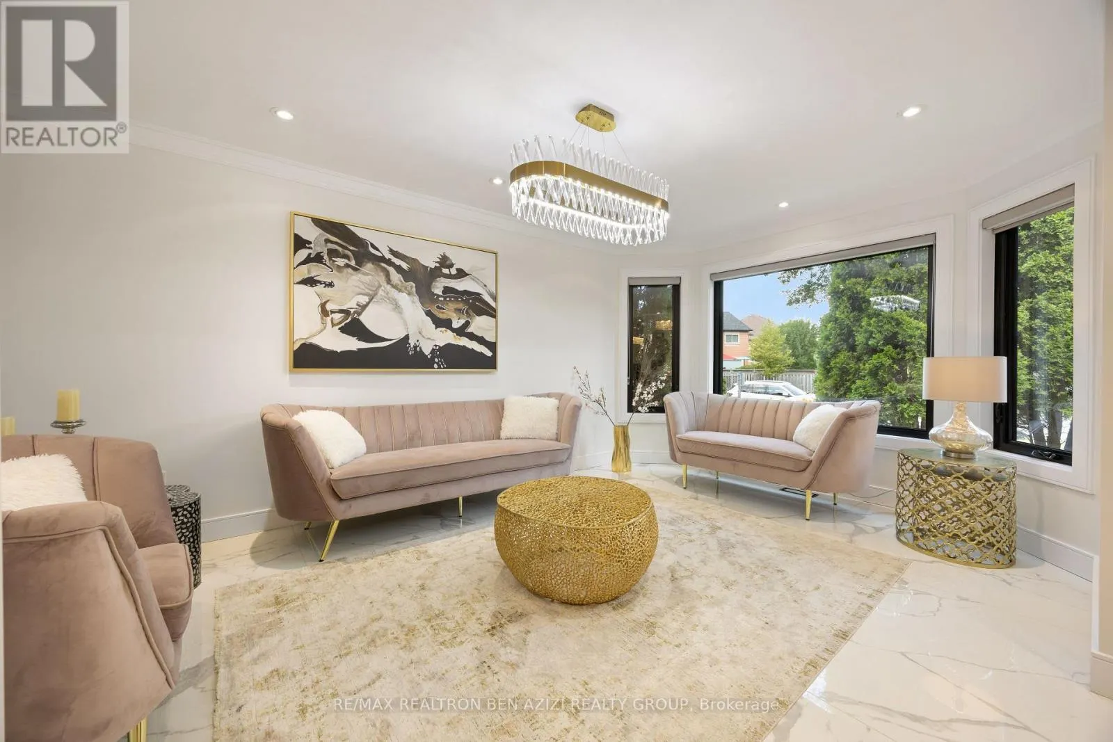 78 CHARING CRESCENT