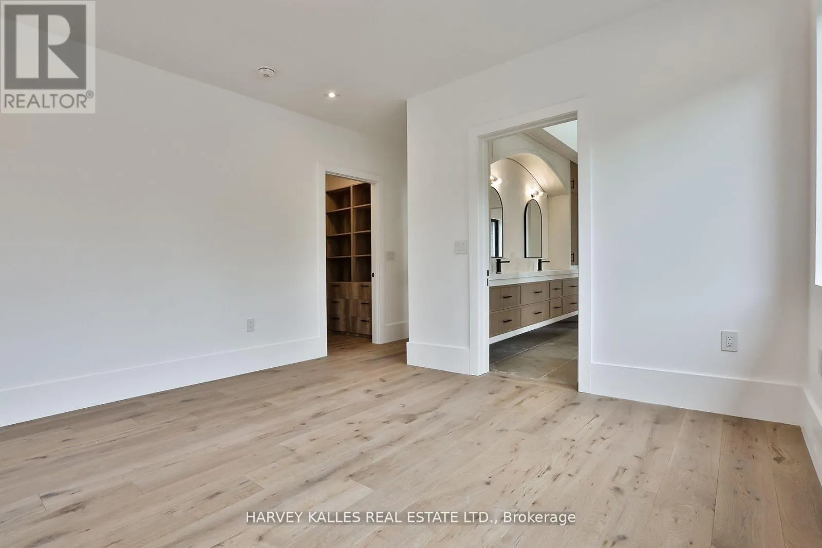18 LINCOLNVILLE LANE