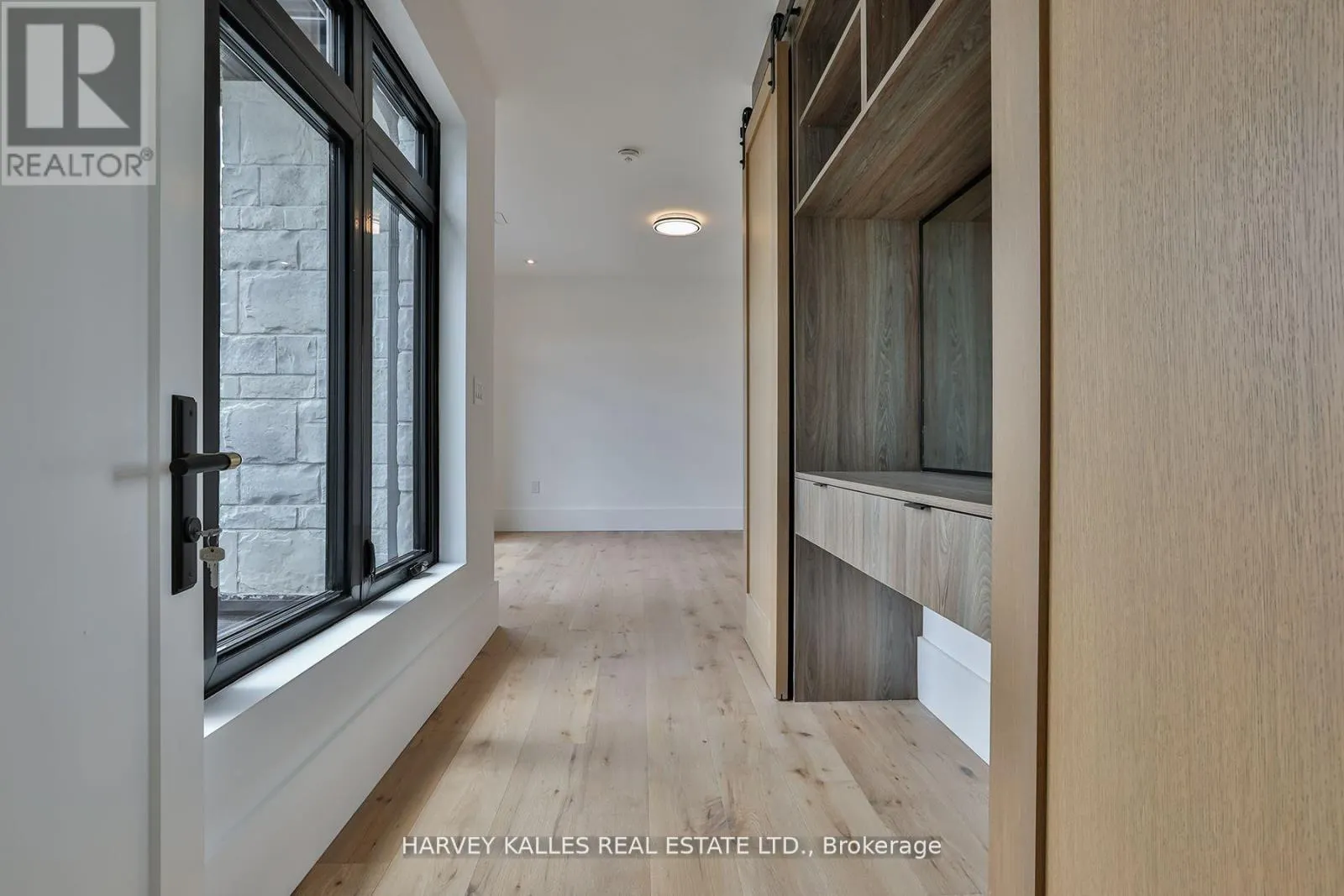 18 LINCOLNVILLE LANE