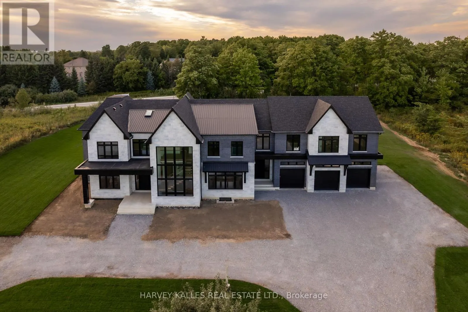 18 LINCOLNVILLE LANE