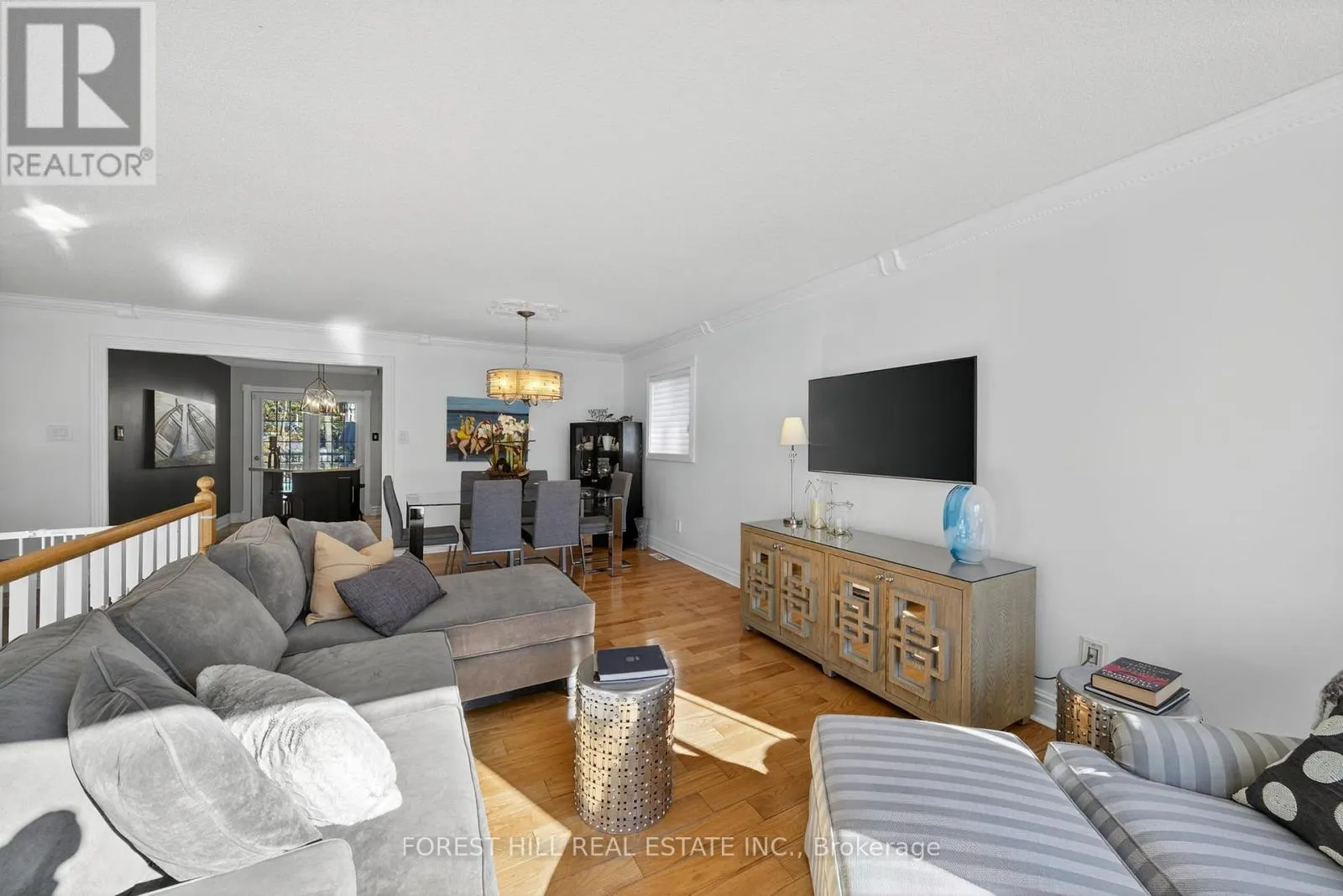 694 CEDAR PATH