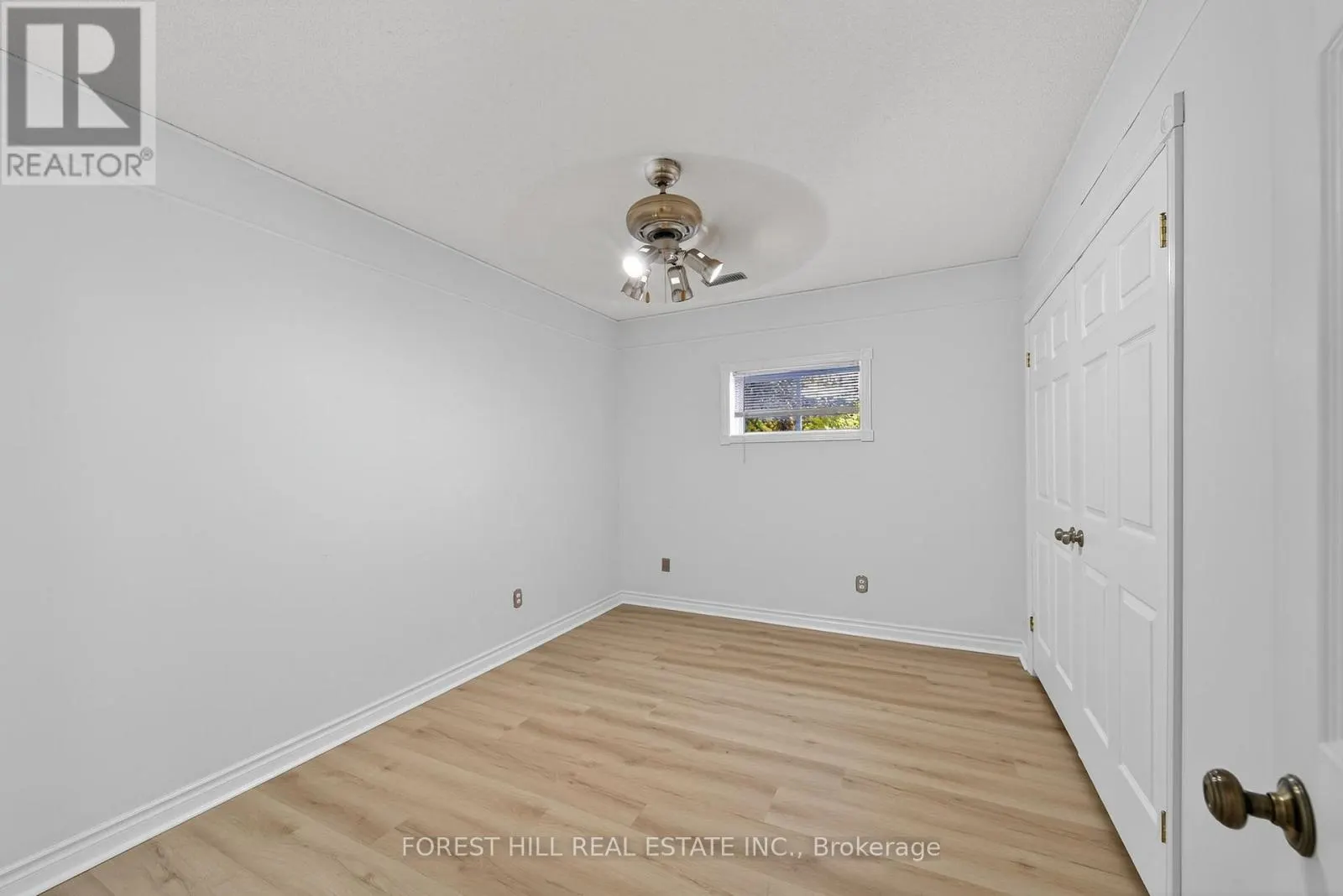 694 CEDAR PATH