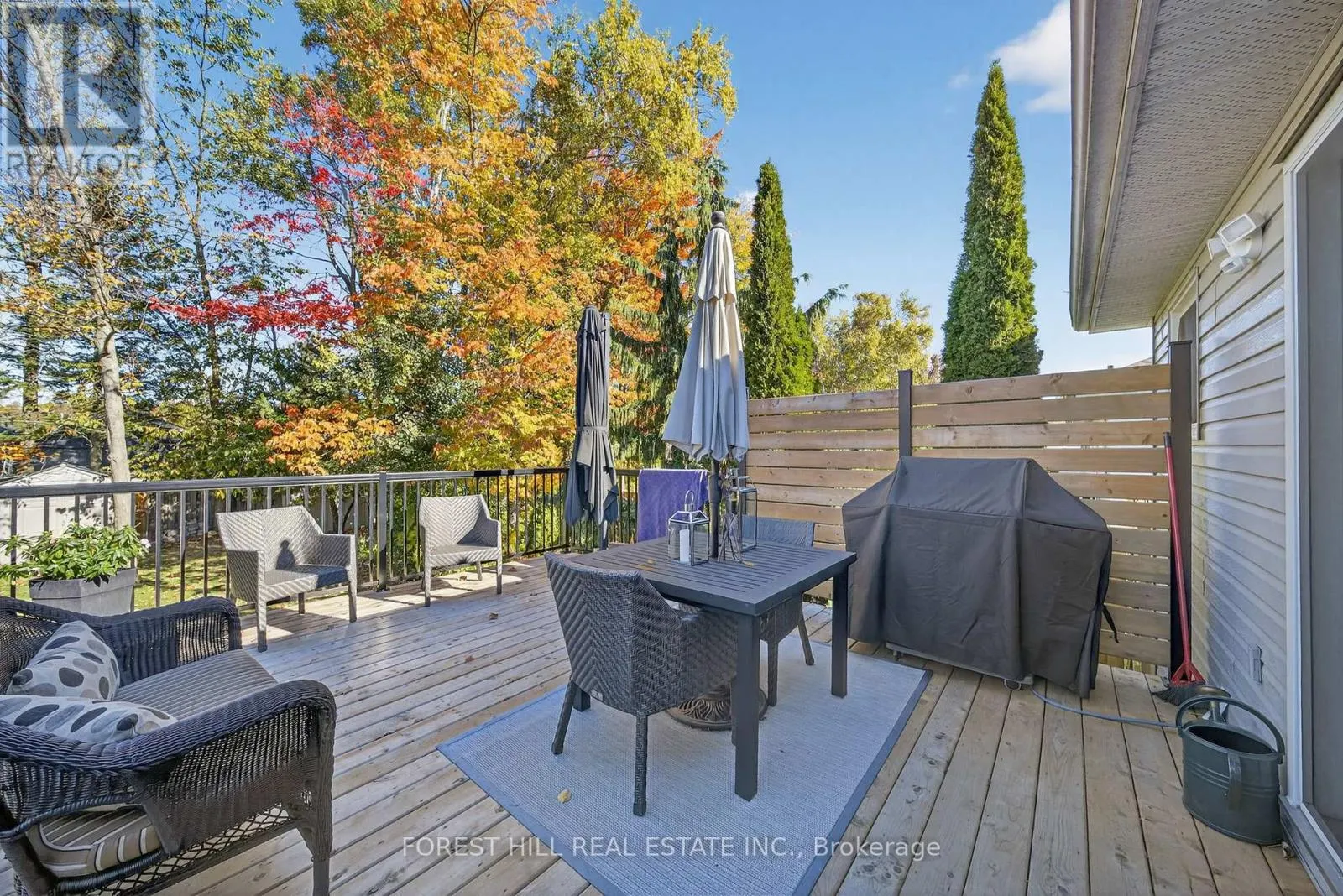 694 CEDAR PATH