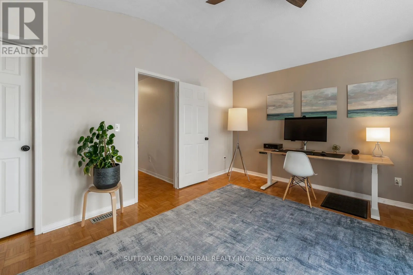 25 UMBRIA CRESCENT