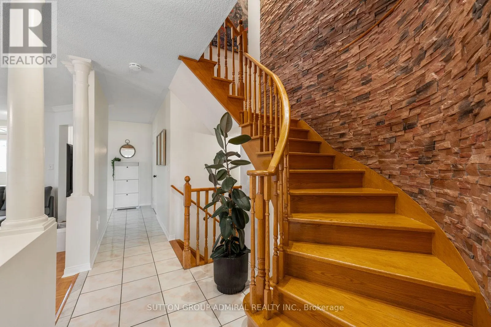 25 UMBRIA CRESCENT