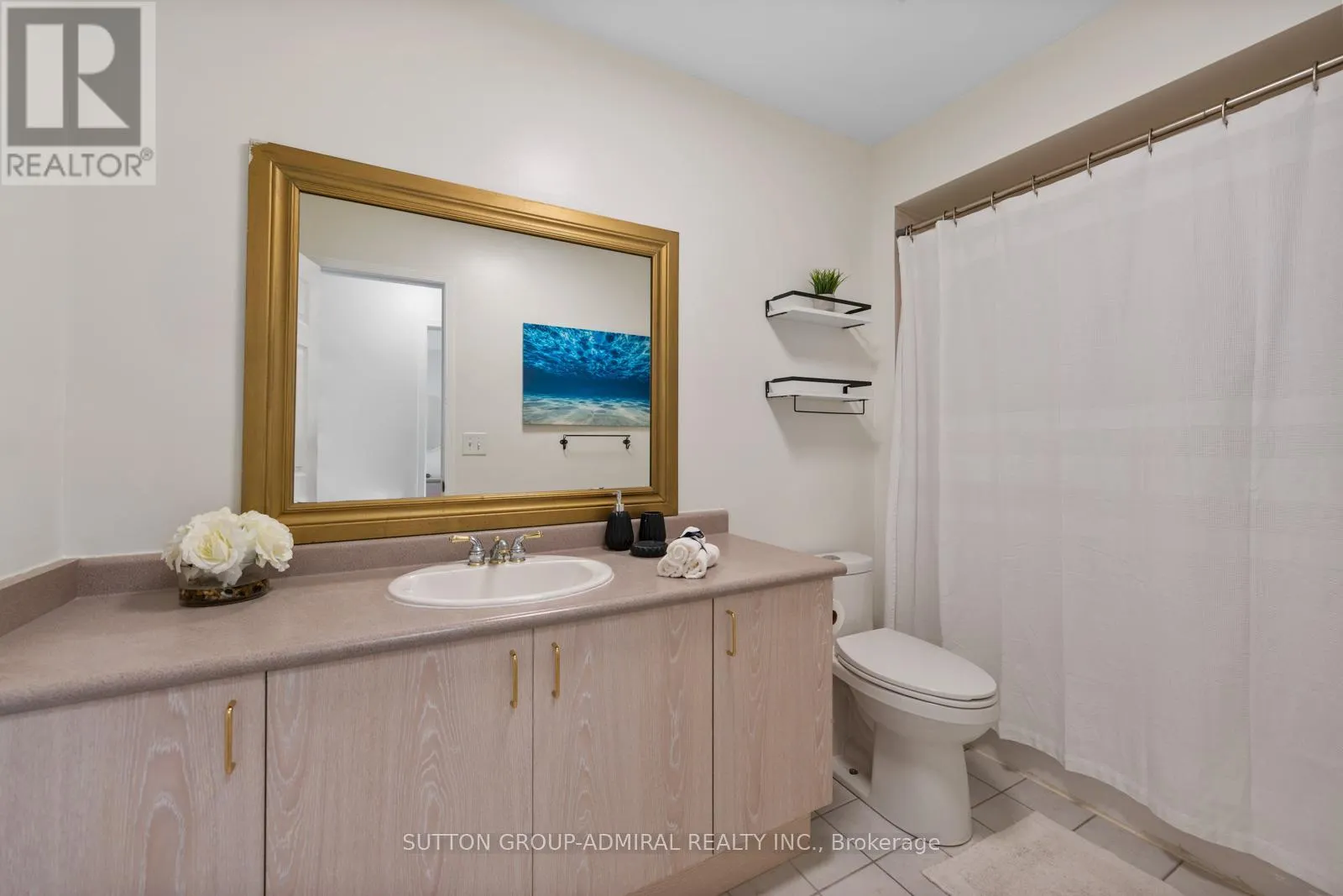 25 UMBRIA CRESCENT