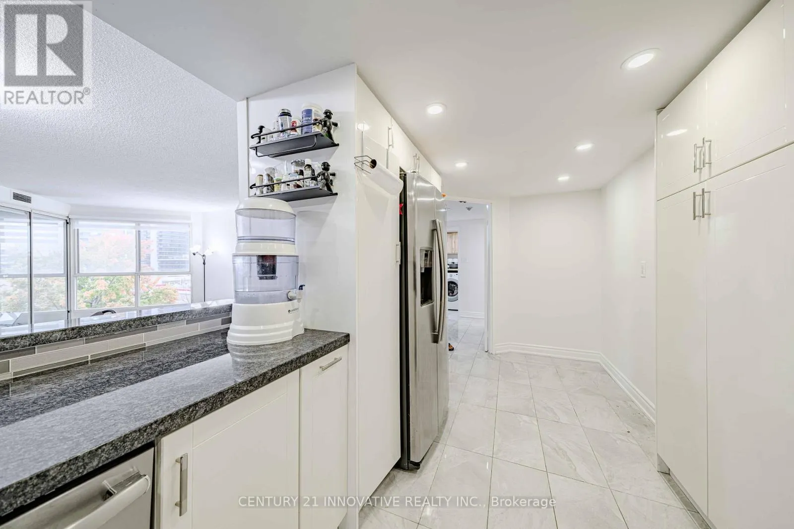511 - 5 WELDRICK ROAD W