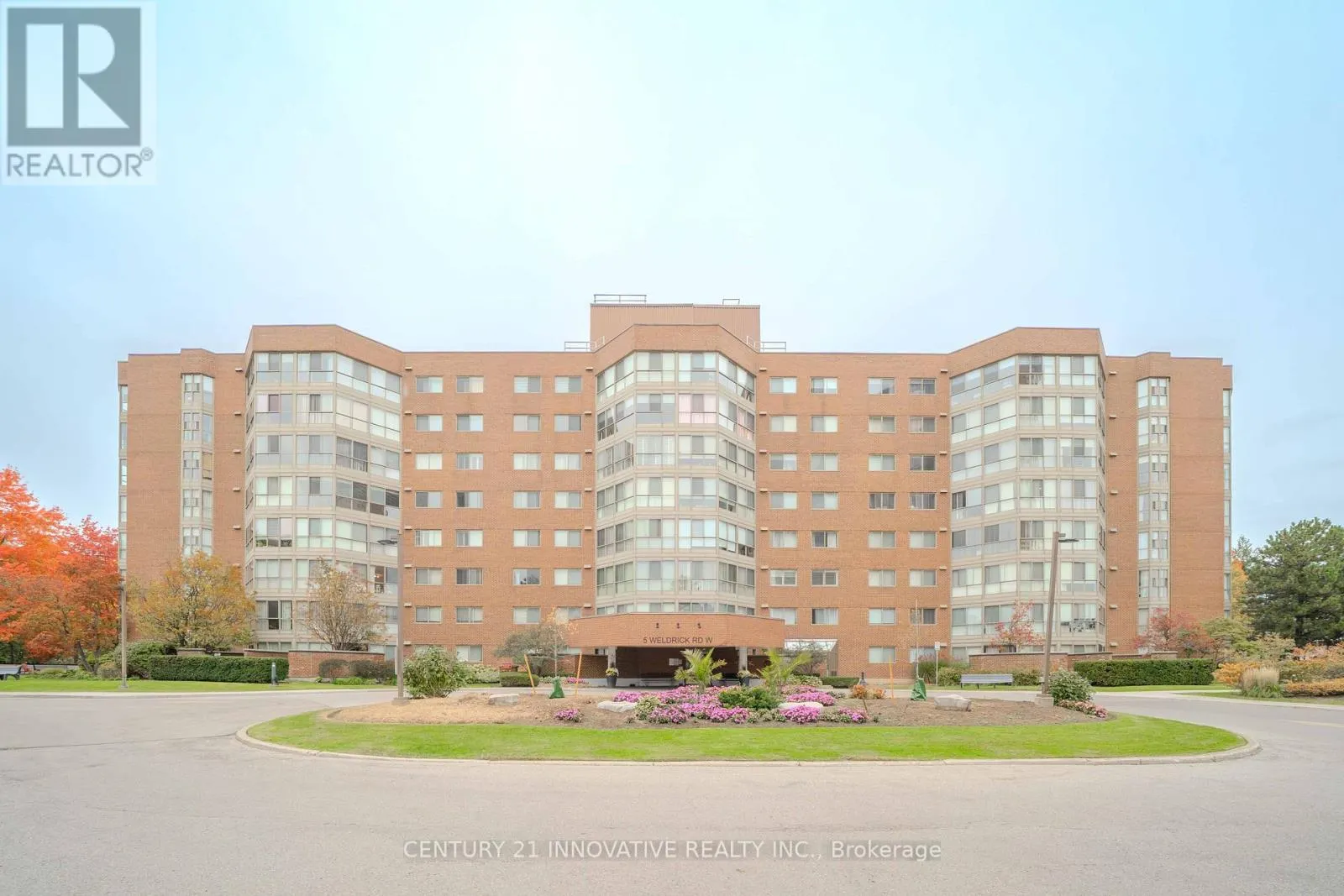 511 - 5 WELDRICK ROAD W